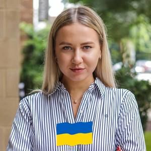 Meet your Posher, Valeria